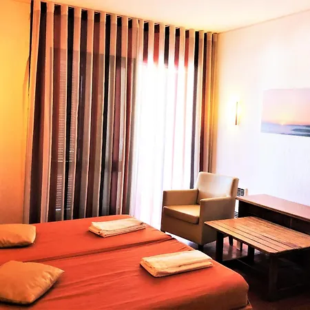 Jardim Aparthotel 3*