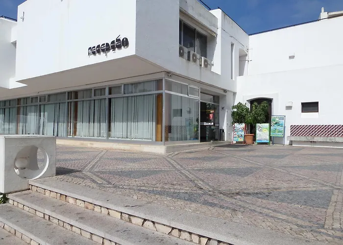 Jardim Aparthotel 3*