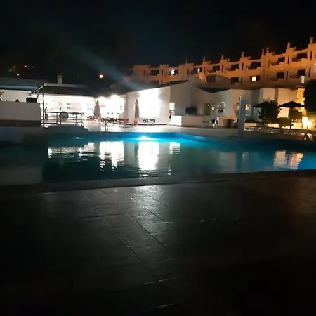 Jardim מלון דירות אלבופיירה