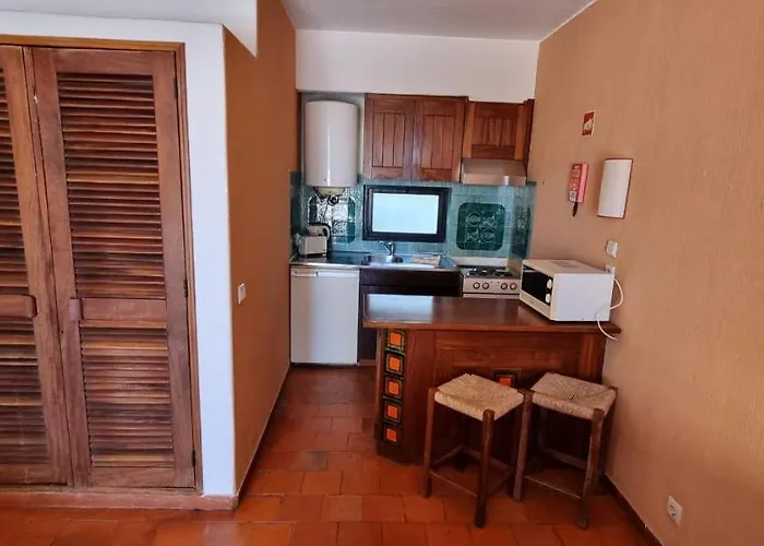 Aparthotel Jardim 3*