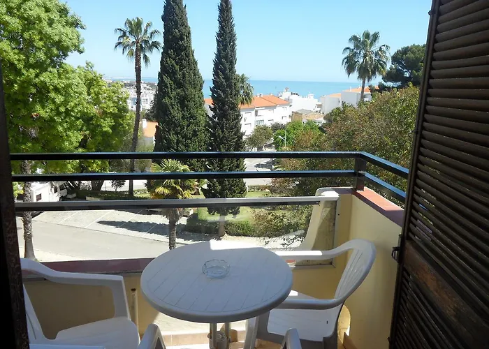 Jardim Aparthotel 3*